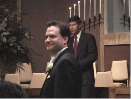 J_wedding_03.JPG (33239 bytes)