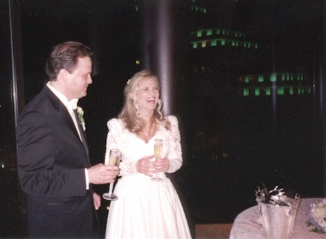 J_wedding_39.jpg (33575 bytes)